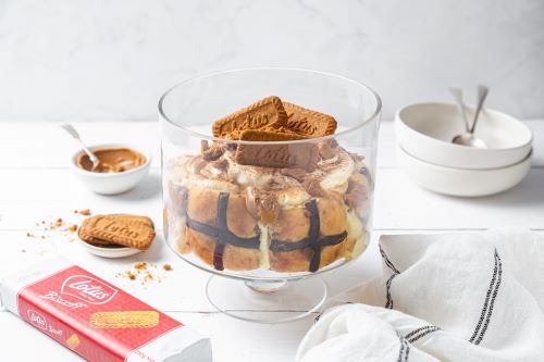 Lotus Biscoff hot cross bun trifle