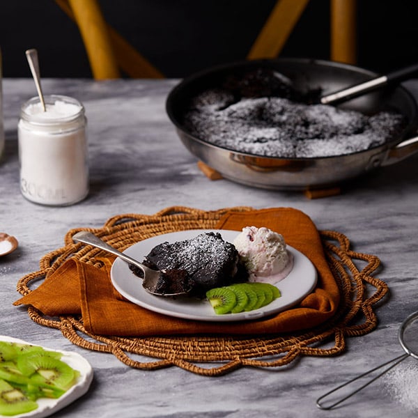 Chocolate pudding in a pan