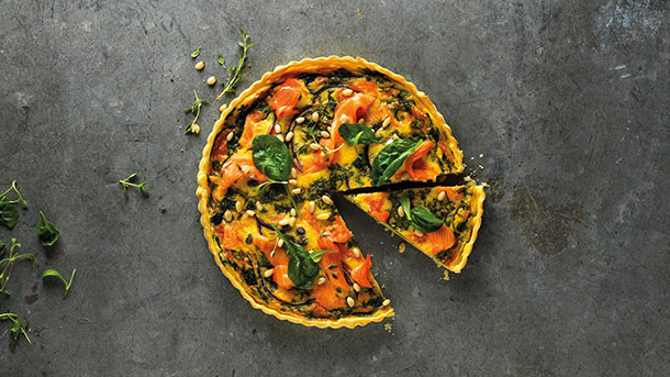 salmonspinachquiche